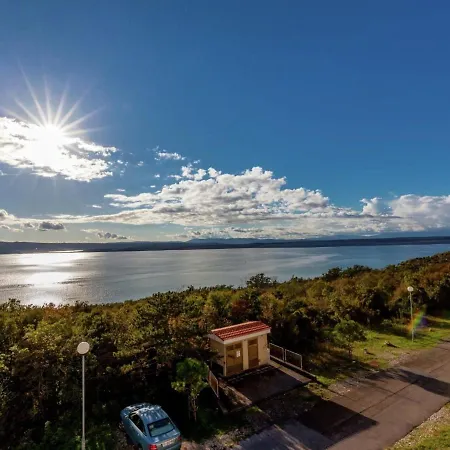 Apartament In By The Seafront *