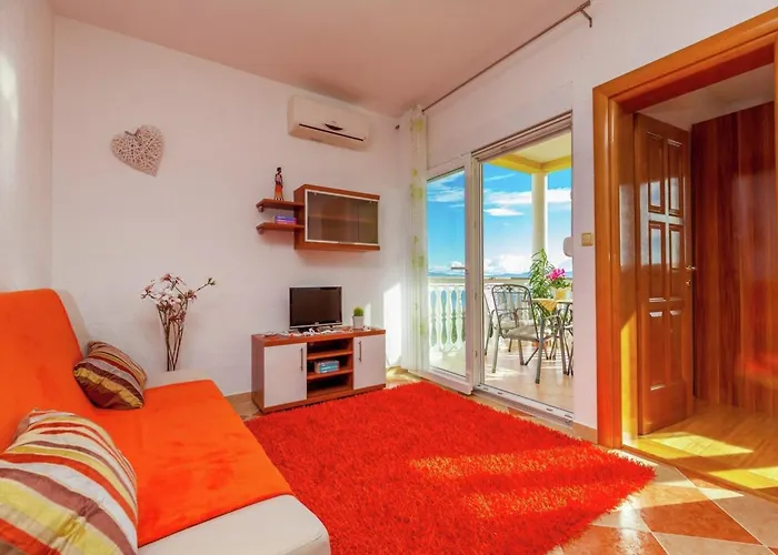 Apartman In By The Seafront Dramalj